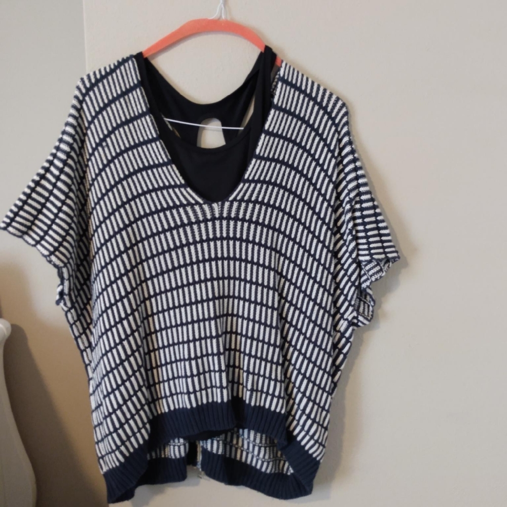Blue/white oversized sweater